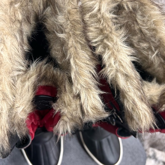 NWTO Canadiana Winter Boots size 10 Red Snow Boots - Picture 10 of 10